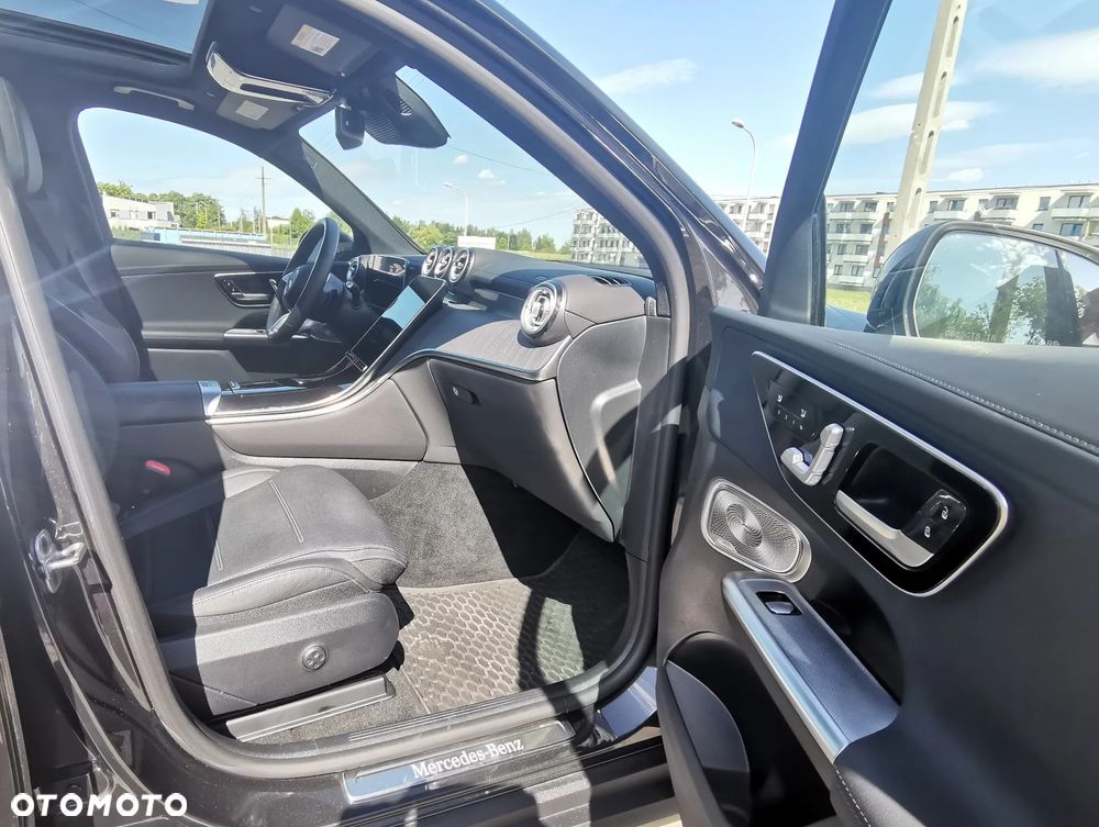 Mercedes-Benz GLC - 23