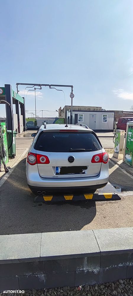 Volkswagen Passat 2.0 TDI DPF DSG Highline - 4