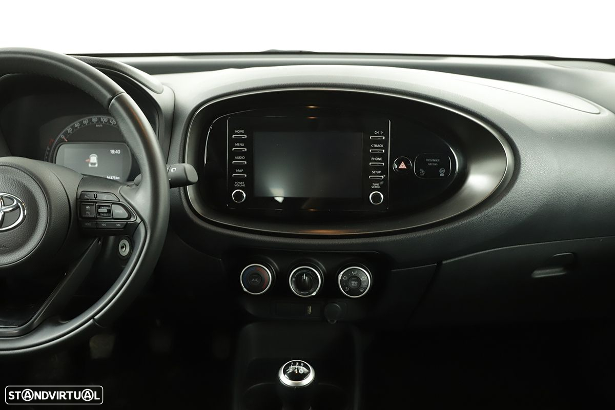 Toyota Aygo 1.0 X-Play - 8