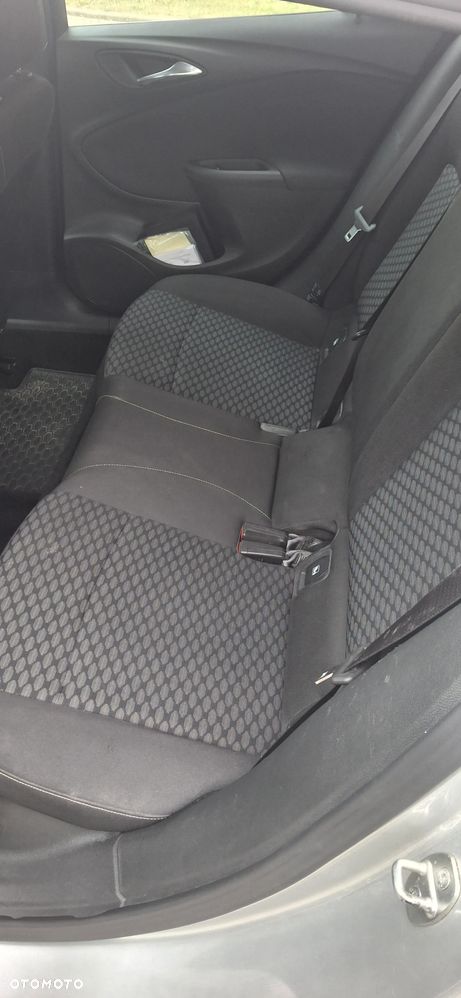 Opel Astra 1.6 CDTI Dynamic - 7