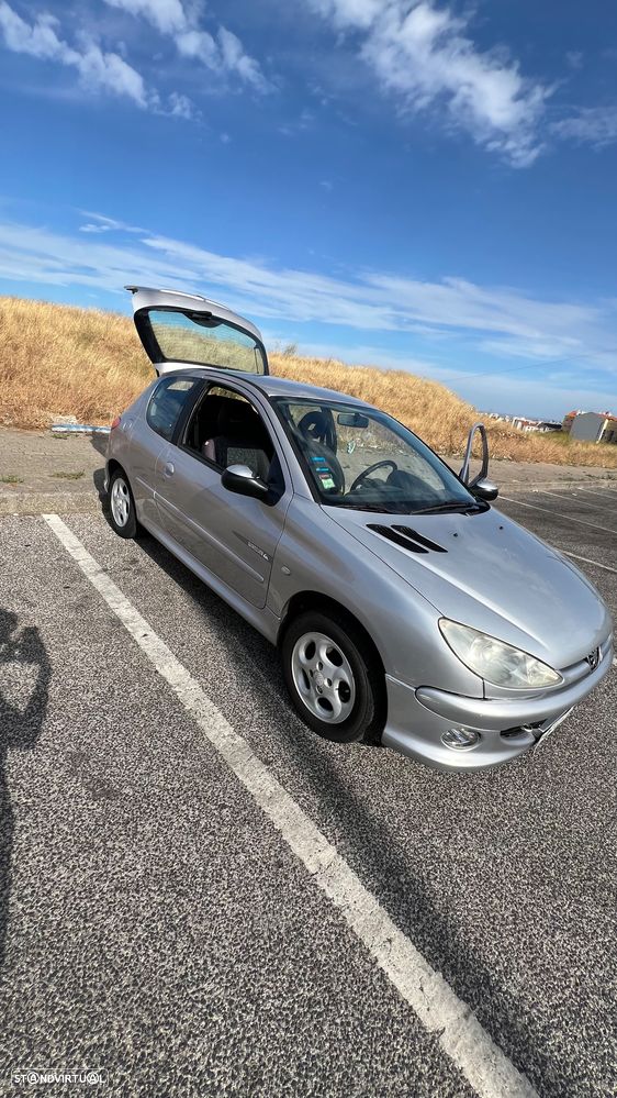 Peugeot 206 1.4 Quick Silver - 4