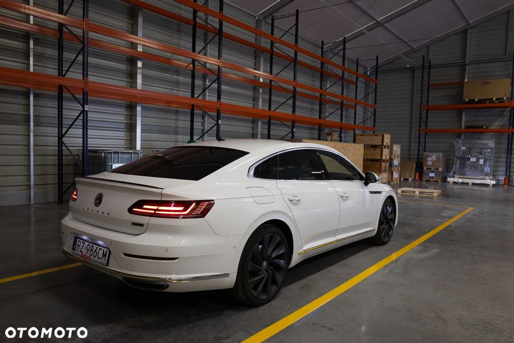 Volkswagen Arteon 2.0 TSI 4Motion R-Line DSG - 2