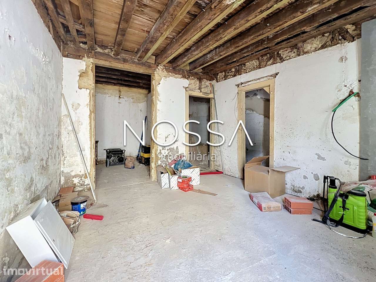 T1 para Remodelação Total | Rua do Mirante – São Vicente, Lisboa - Grande imagem: 2/31