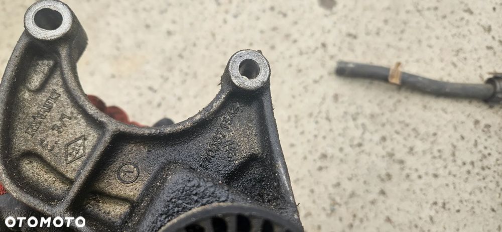 Łapa mocowanie silnika Renault Clio II 1,2 16V 2001r 7700871342 - 4