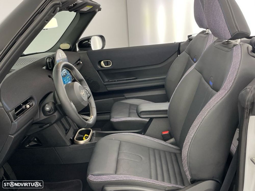 MINI Cabrio C Classic - 11