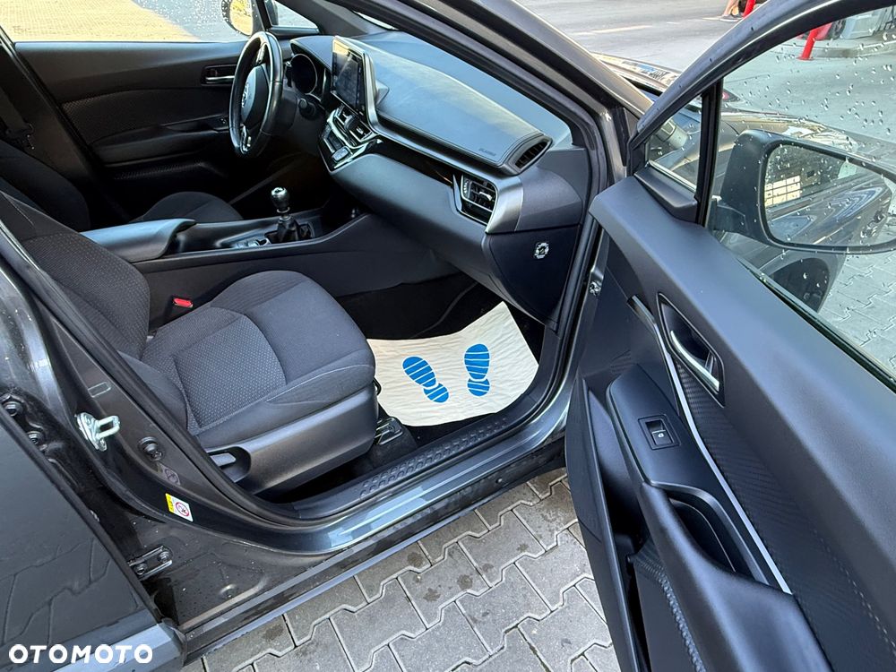 Toyota C-HR 1.2 T Prestige - 33