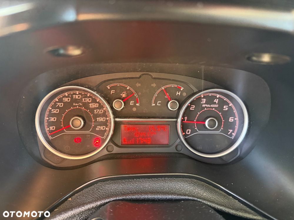 Fiat DOBLO MAXI 1.4 TJET 120 KM NOWY GAZ LPG IZOTERMA MAŁY PRZEBIEG OKAZJA - 16