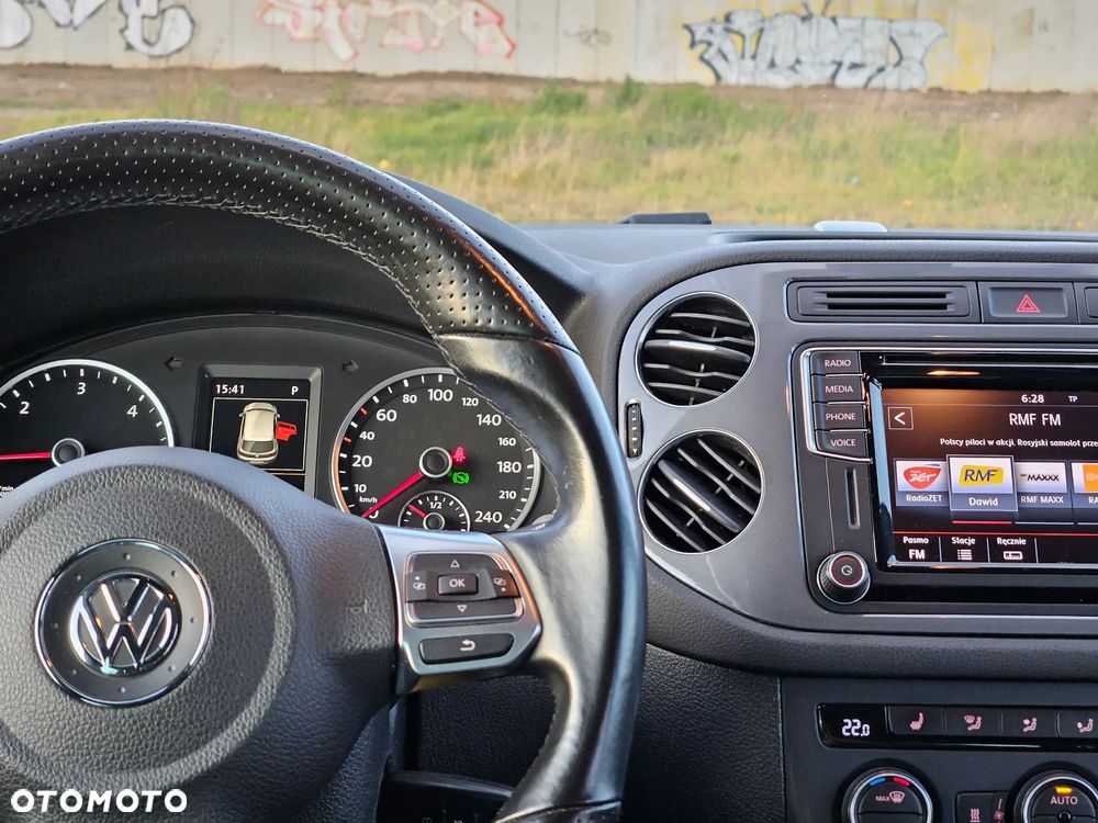 Volkswagen Tiguan 2.0 TDI SCR 4MOTION BlueMotion Technology DSG Sport & Style - 13