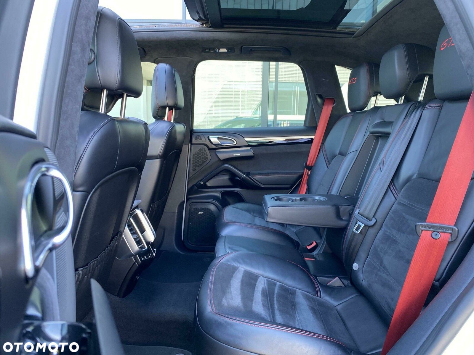 Porsche Cayenne GTS - 14