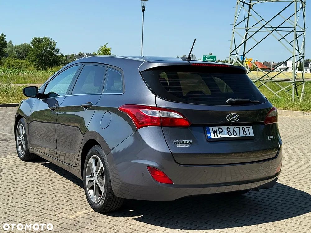 Hyundai i30 1.6 CRDi Comfort - 12