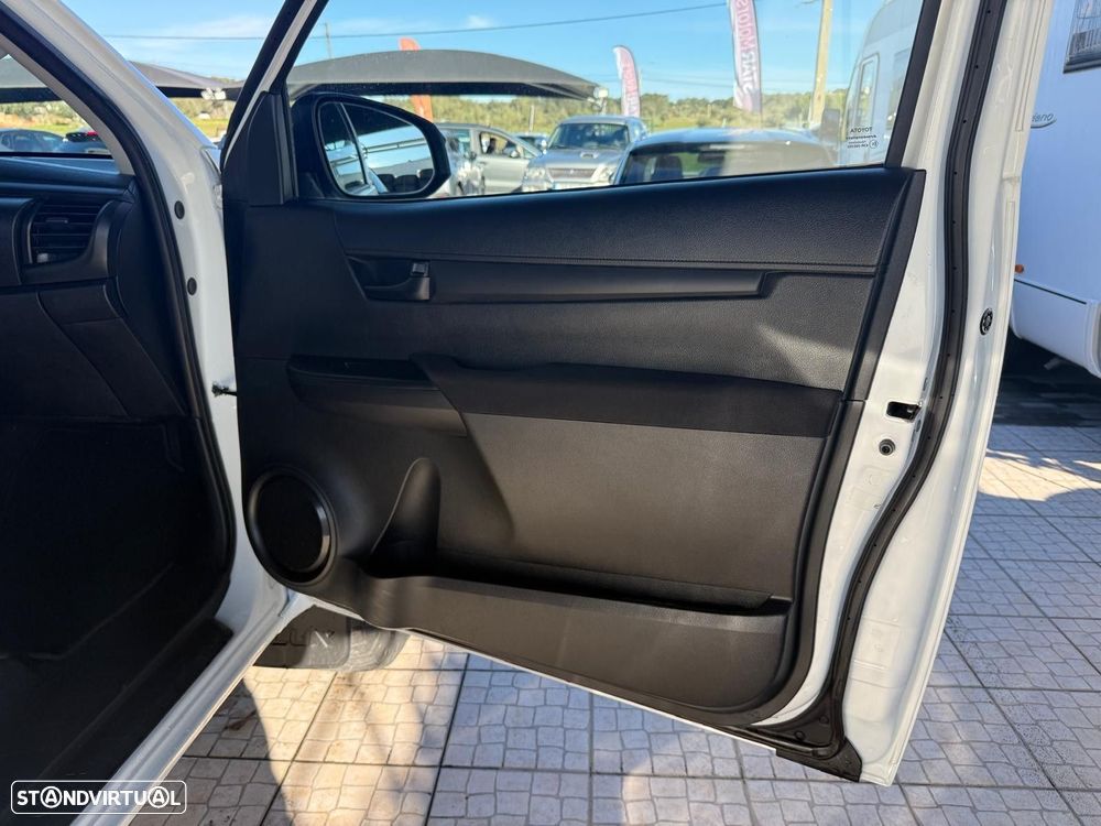 Toyota Hilux - 18