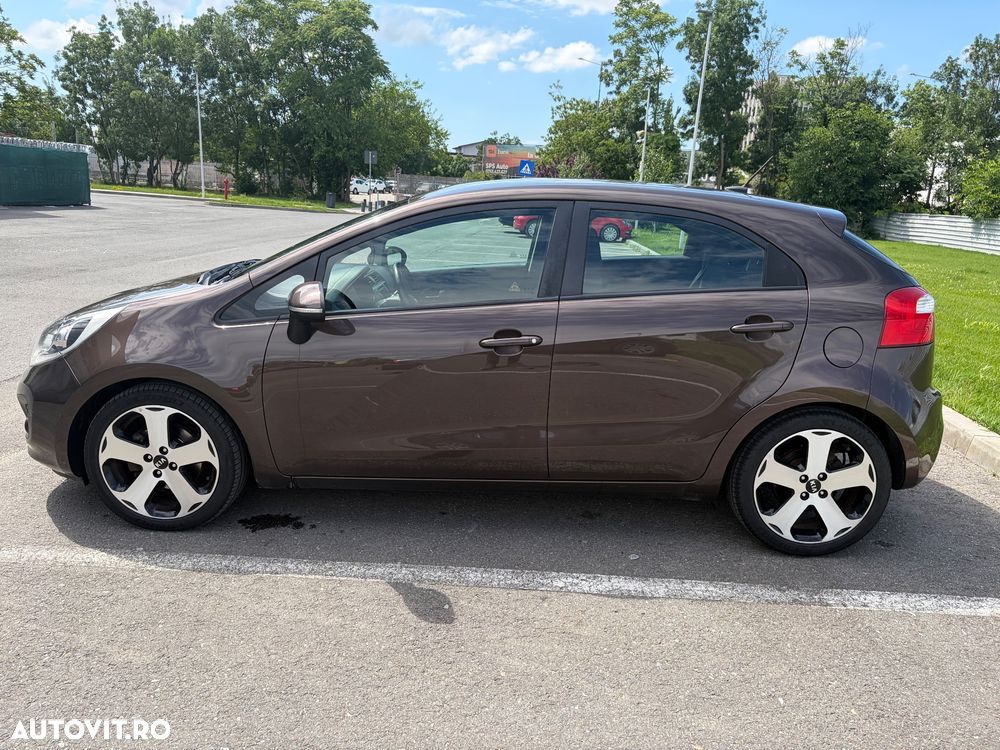 Kia Rio 1.4 DSL Comfort - 6
