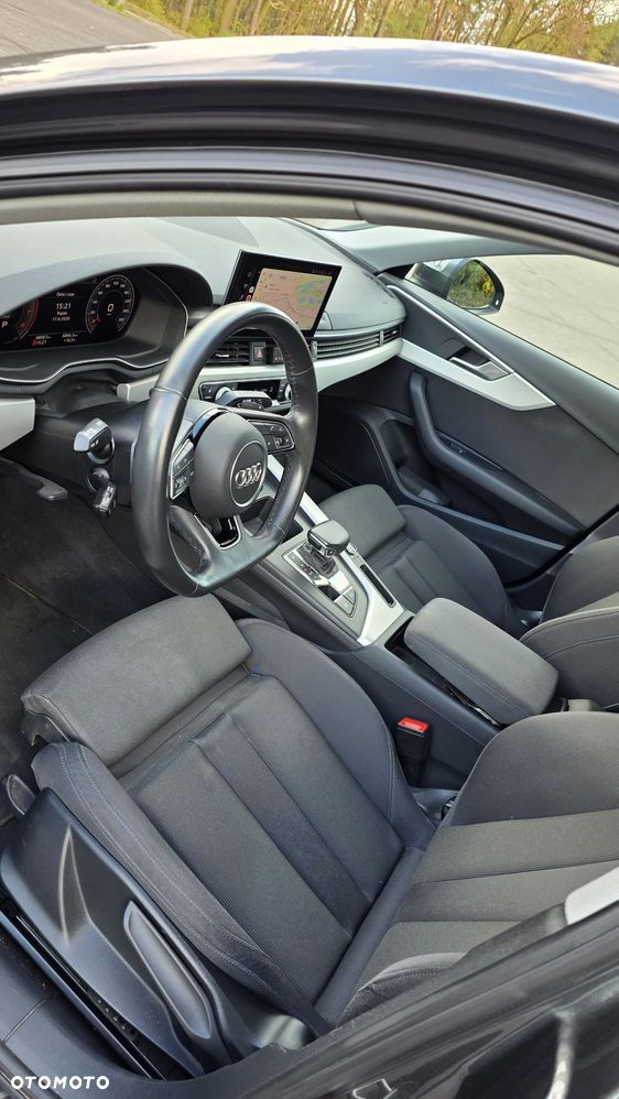 Audi A4 Limousine 35 TFSI mHEV S Line S tronic - 14