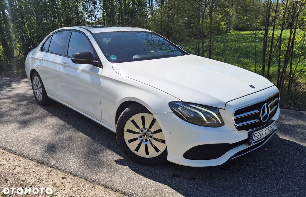 Mercedes-Benz Klasa E - 27
