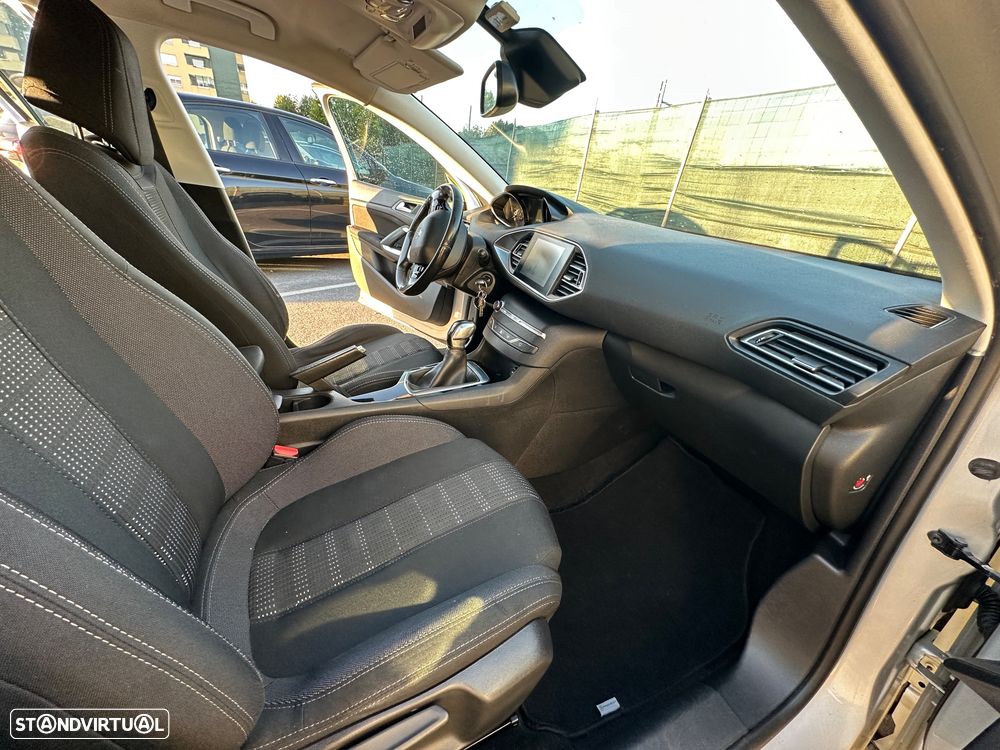 Peugeot 308 HDi FAP 92 Access - 9