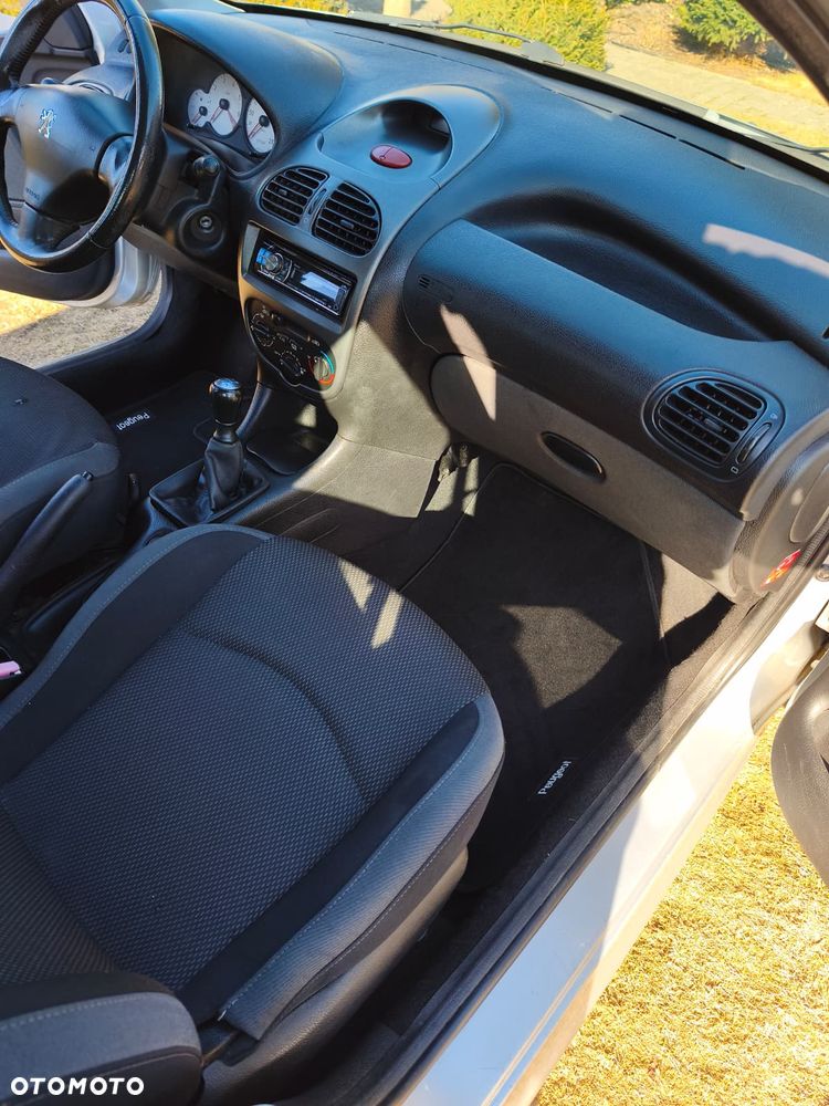 Peugeot 206 1.4 Happy ABS - 12