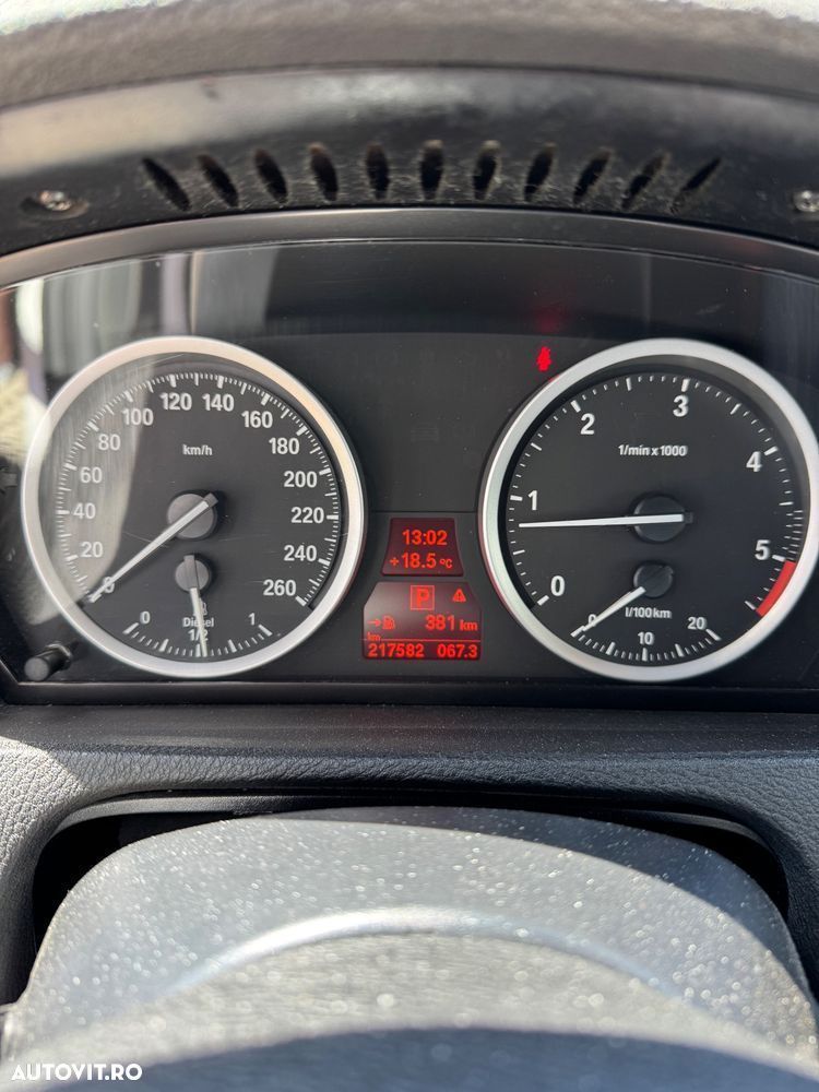 BMW X6 xDrive30d - 16