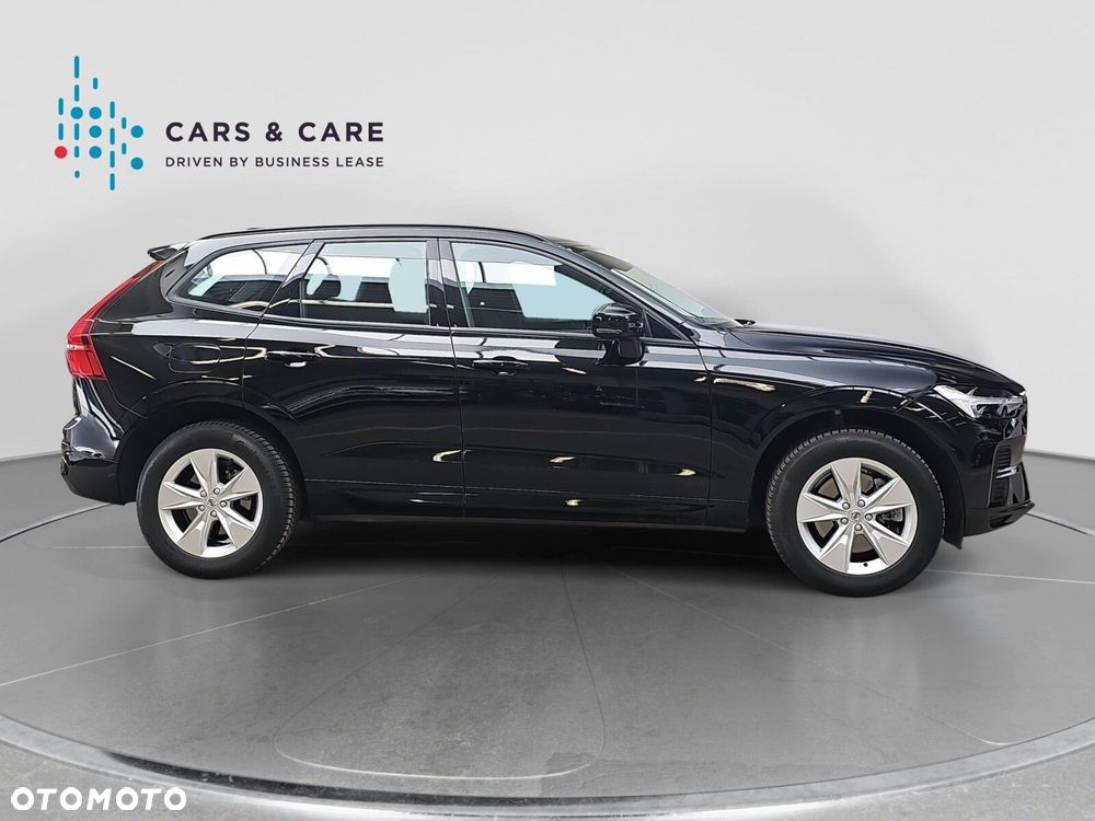 Volvo XC 60 B4 B Essential - 29