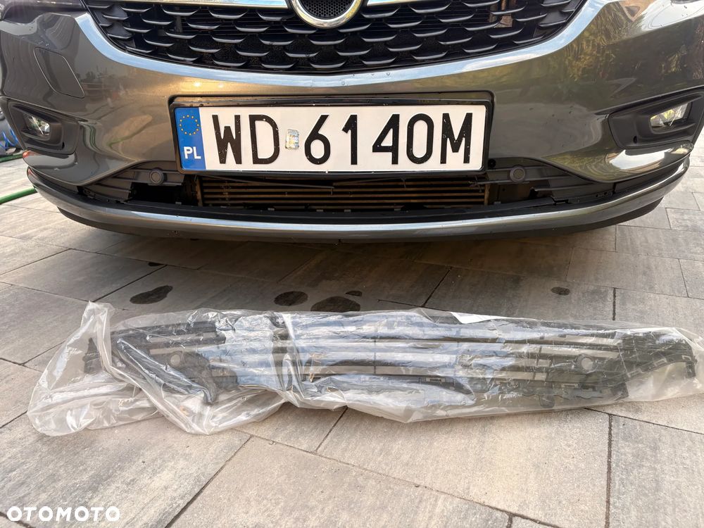 Opel Astra 1.4 T Dynamic S&S - 14