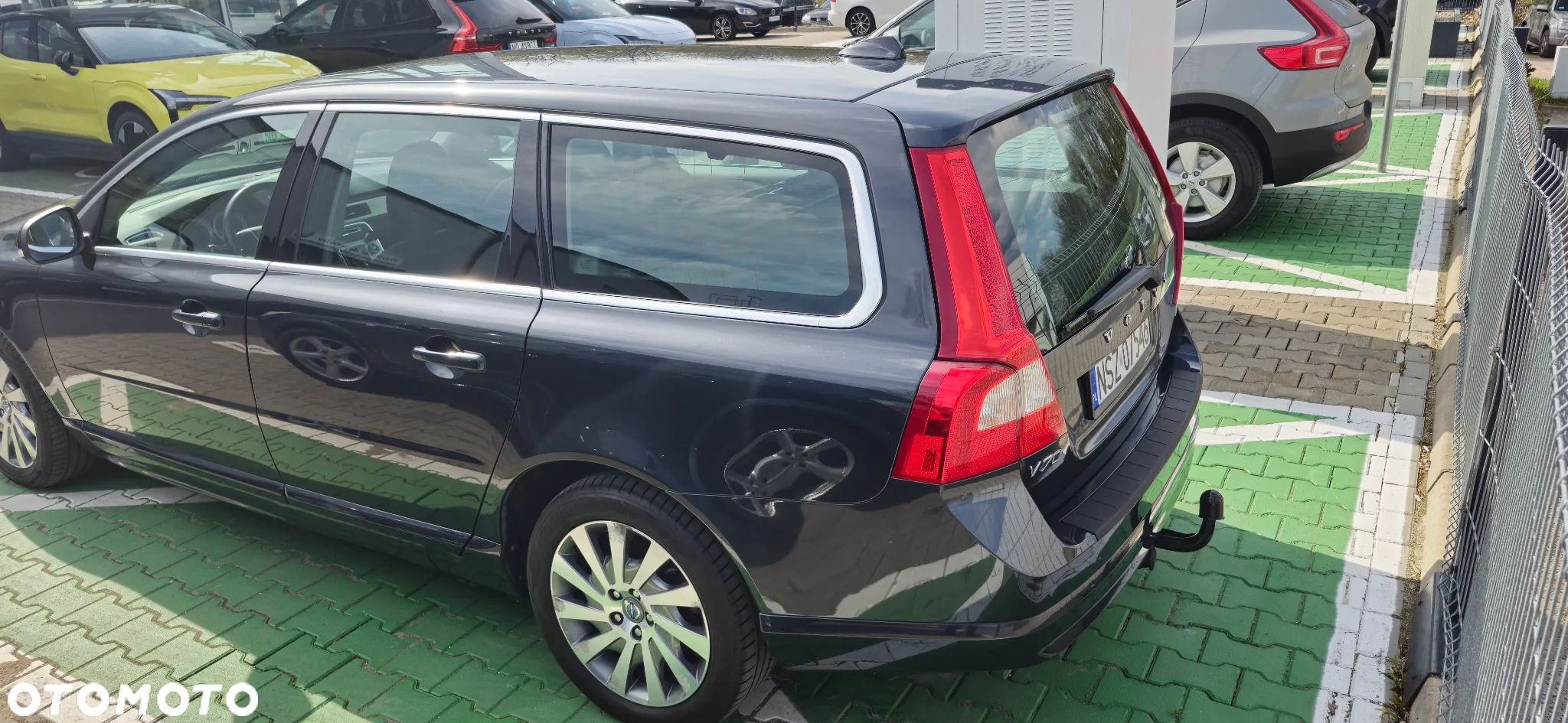 Volvo V70 D3 Summum - 14