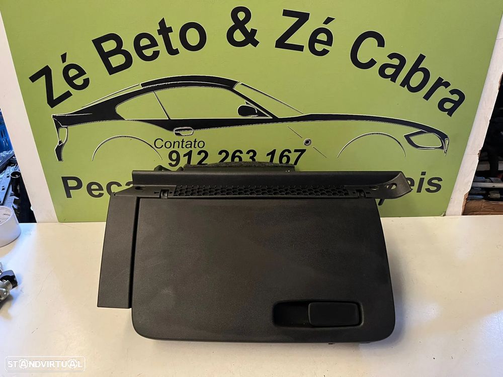 AUDI A1 8X PORTA LUVAS - PL045 - 1