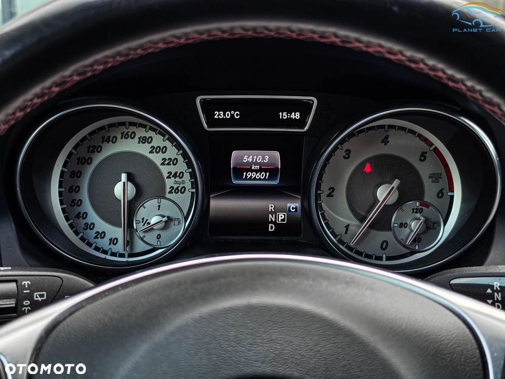 Mercedes-Benz GLA 220 d 4Matic 7G-DCT AMG Line - 24