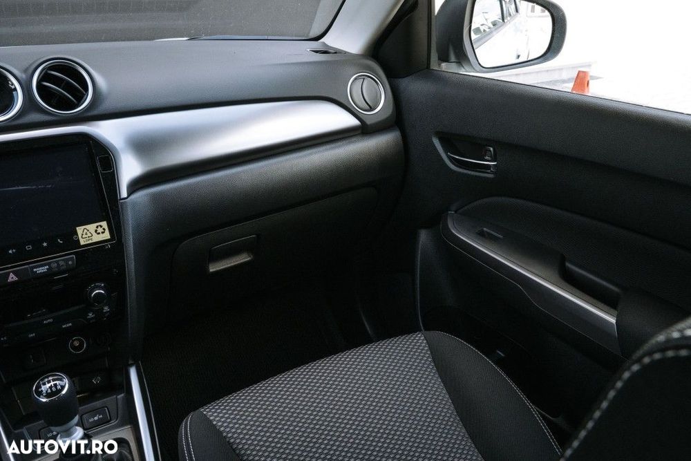 Suzuki Vitara - 10