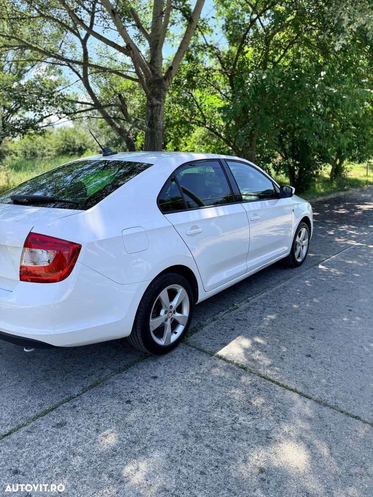 Skoda RAPID 1.2 TSI Ambition - 2