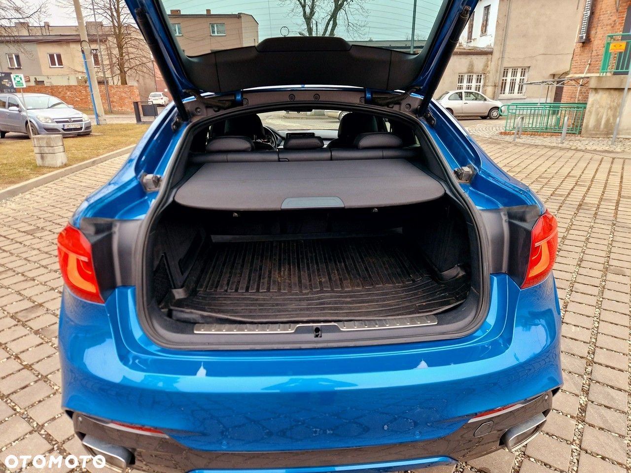 BMW X6 - 16