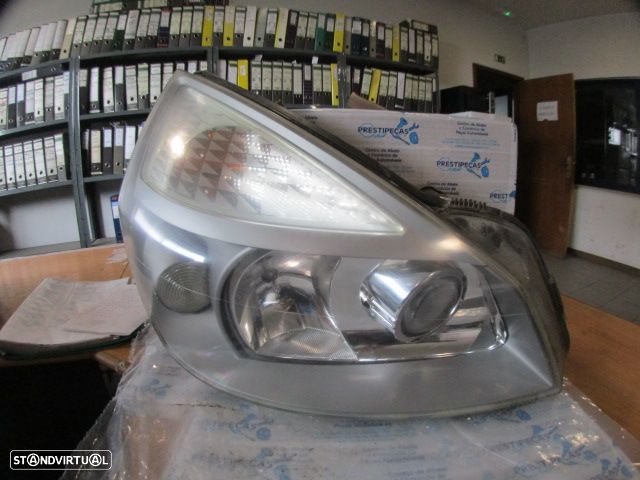 Farol Far1591 RENAULT ESPACE 4 2005 3.0DCI 180CV 5P CINZA DRT XENON + H1 ORIGINAL Sem Xenon - 1