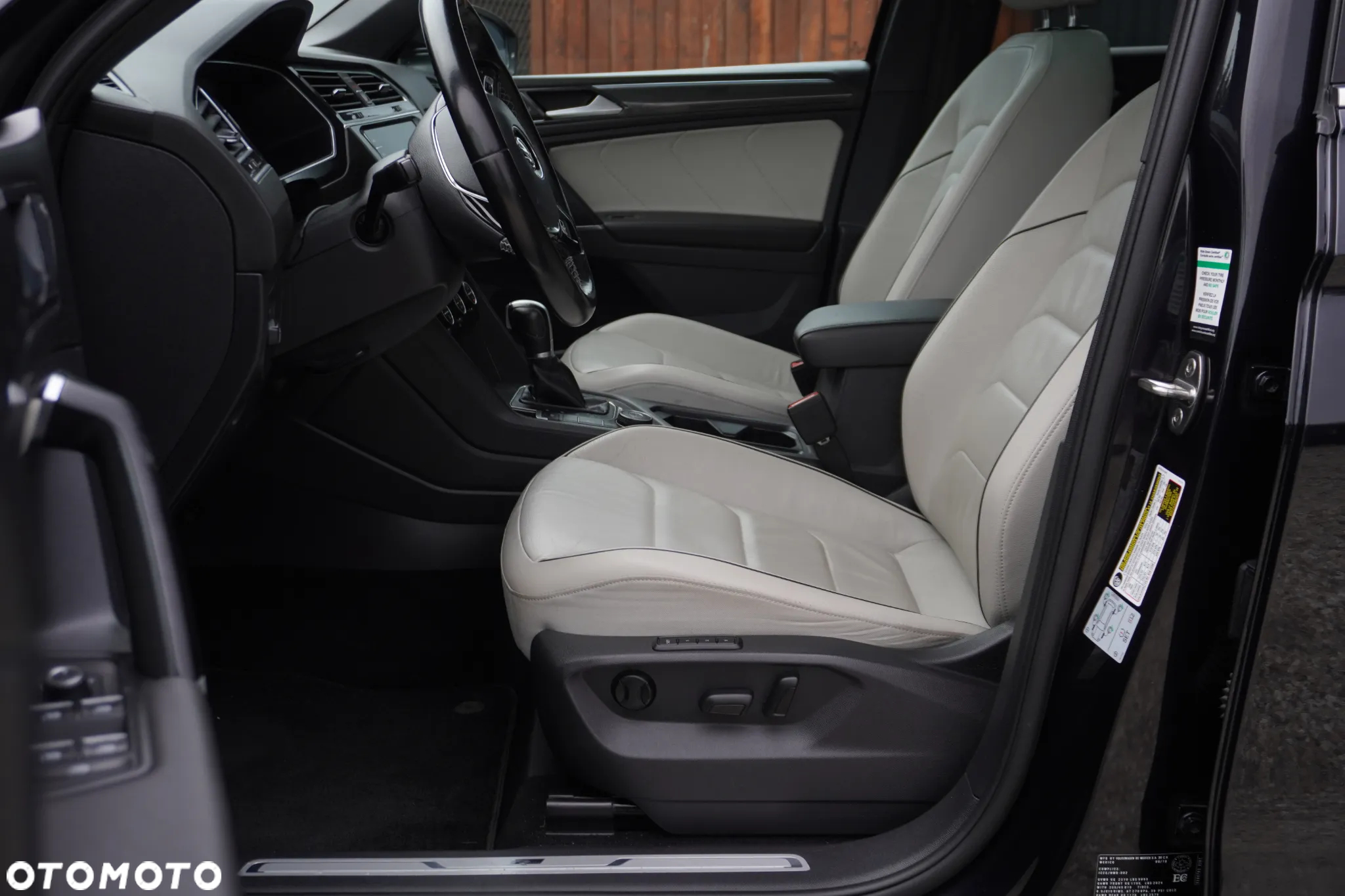 Volkswagen Tiguan Allspace 2.0 TSI 4Mot Highline DSG - 19