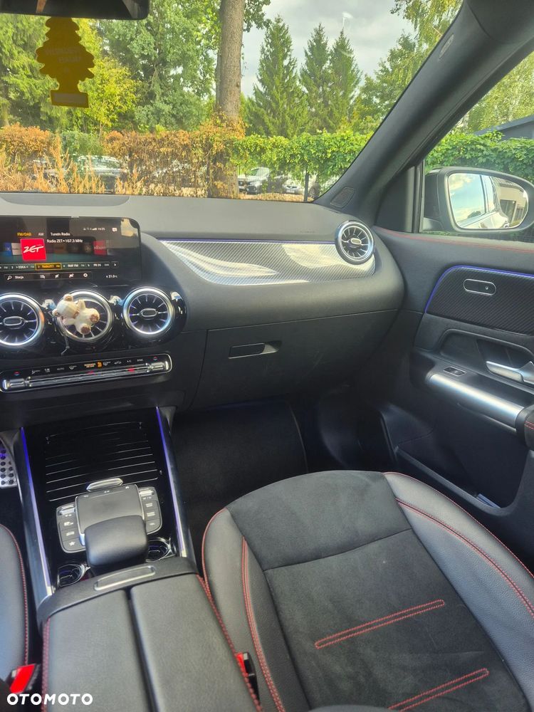Mercedes-Benz Gla 2023 photo 4