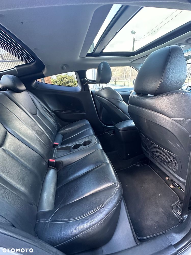 Hyundai Veloster - 10