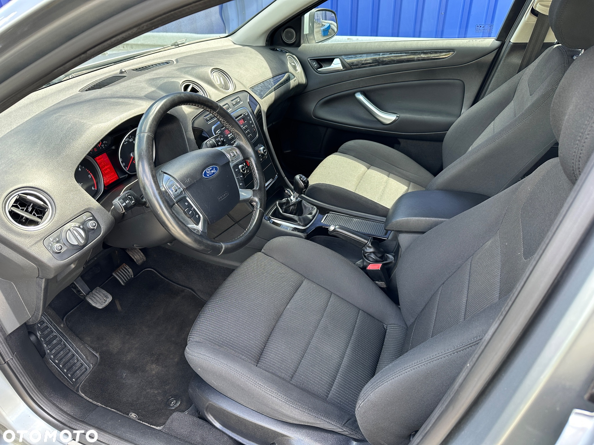 Ford Mondeo 1.6 TDCi ECOnetic Ambiente - 11