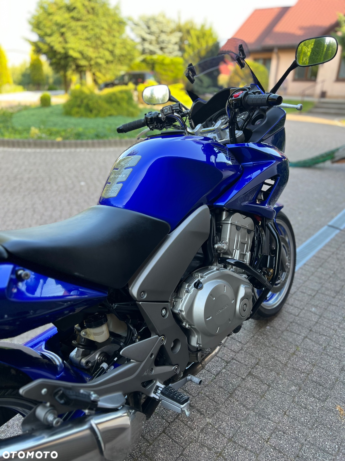 Honda CBF - 27