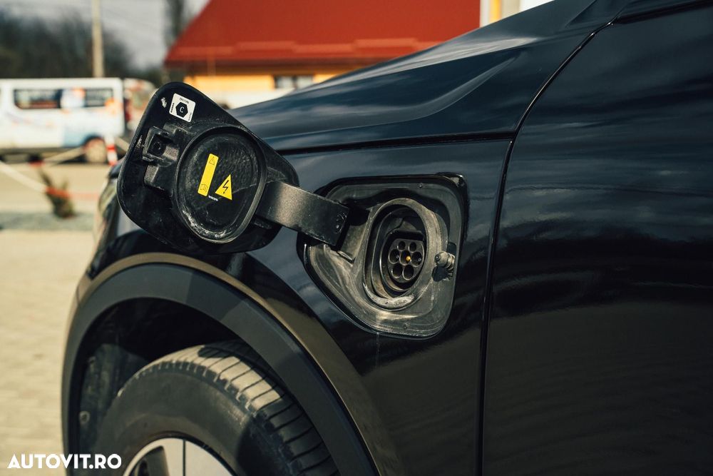 Volvo XC 40 Recharge T5 Twin Engine AT7 R-Design Expression - 32
