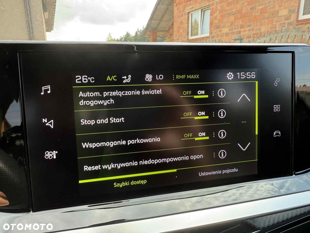 Peugeot 208 PureTech 100 EAT8 GT Pack - 27