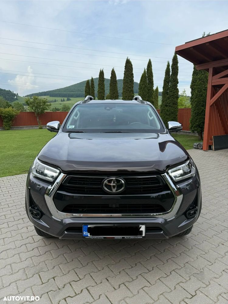 Toyota Hilux 2.8D 204CP 4x4 Double Cab AT Executive - 2