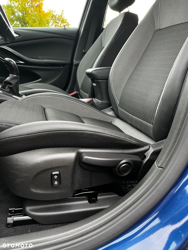 Opel Astra - 17
