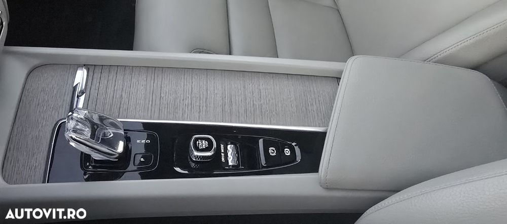 Volvo XC 60 Recharge T6 Twin Engine eAWD Inscription Expression - 24