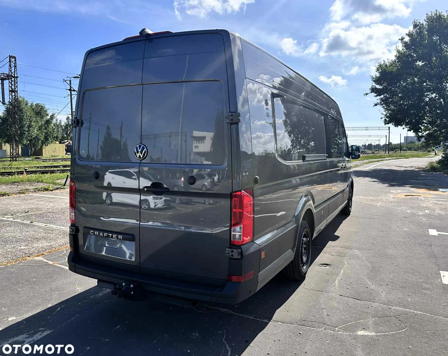 Volkswagen Crafter - 13