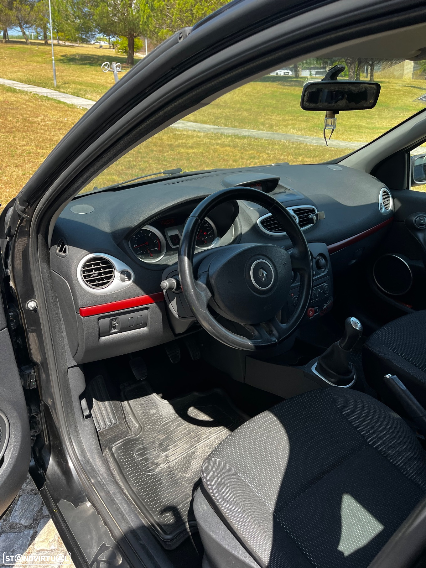 Renault Clio 1.5 dCi Rip Curl - 17