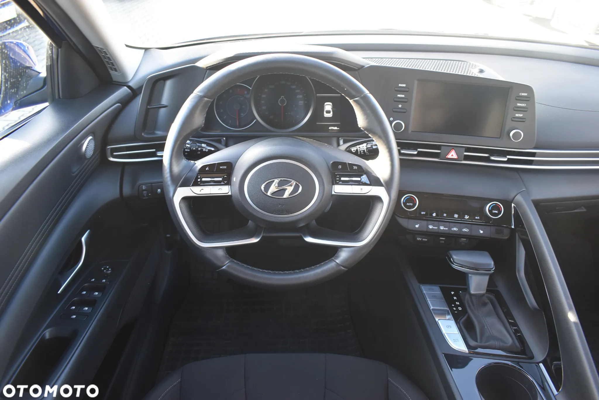 Hyundai Elantra 1.6 Smart CVT - 22
