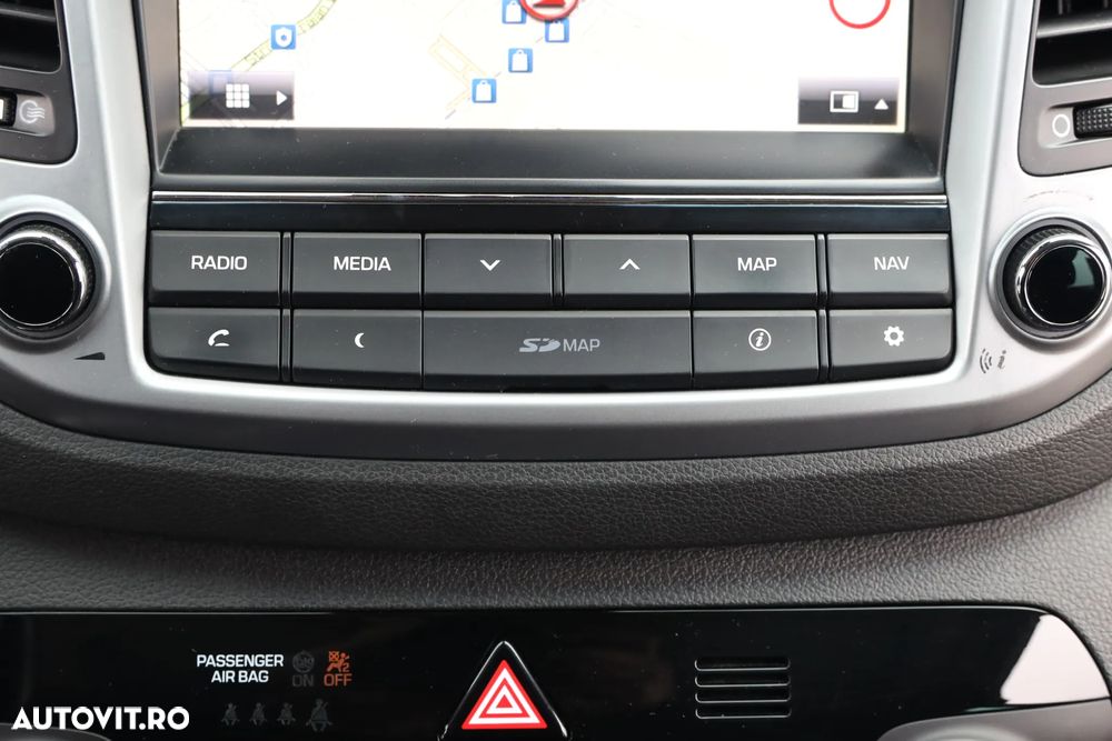 Hyundai Tucson 2.0 CRDI 4WD Automatik Premium - 28