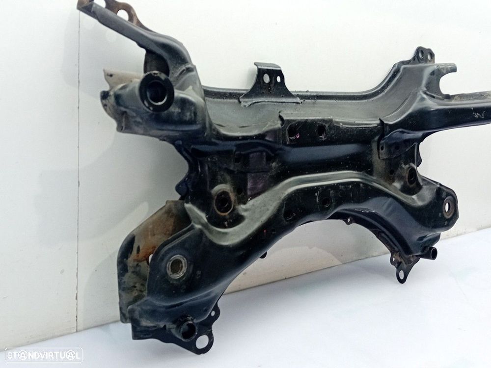 Charriot frente TOYOTA Auris Hatchback (_E18_) - 3