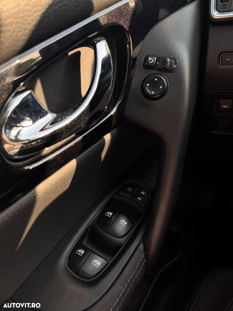 Nissan Qashqai - 15