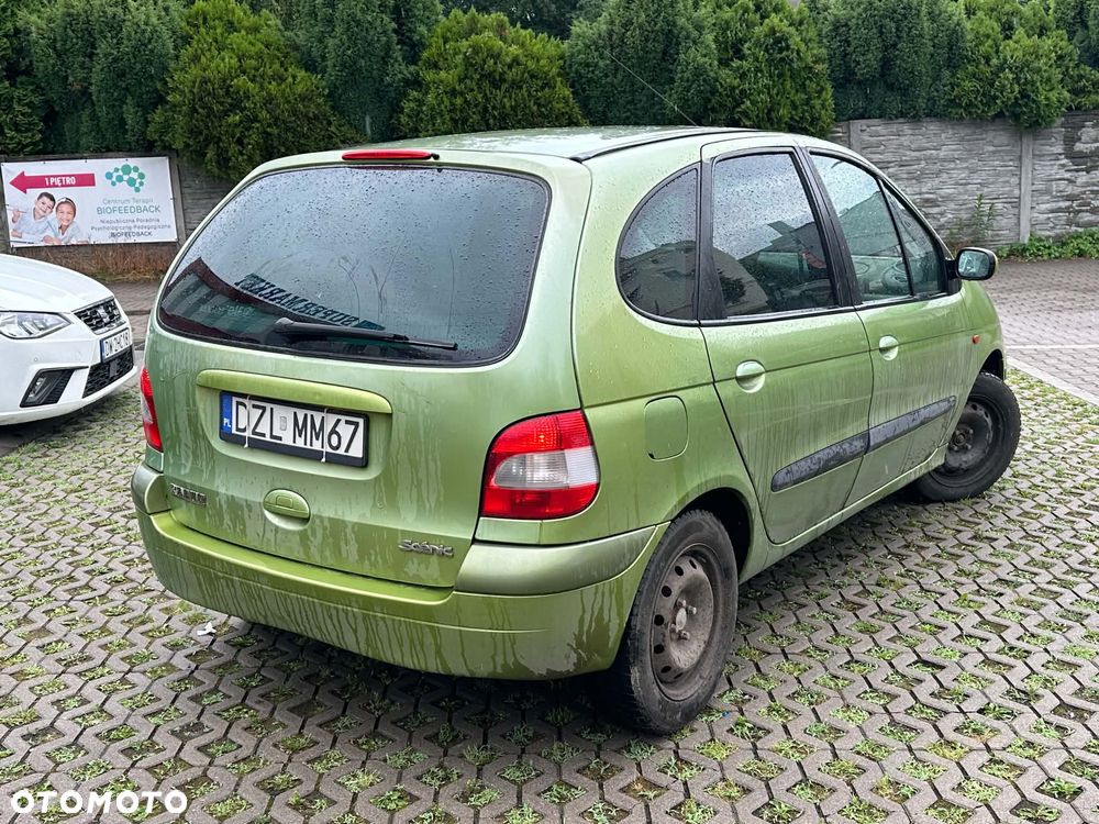Renault Megane 1.6 - 4