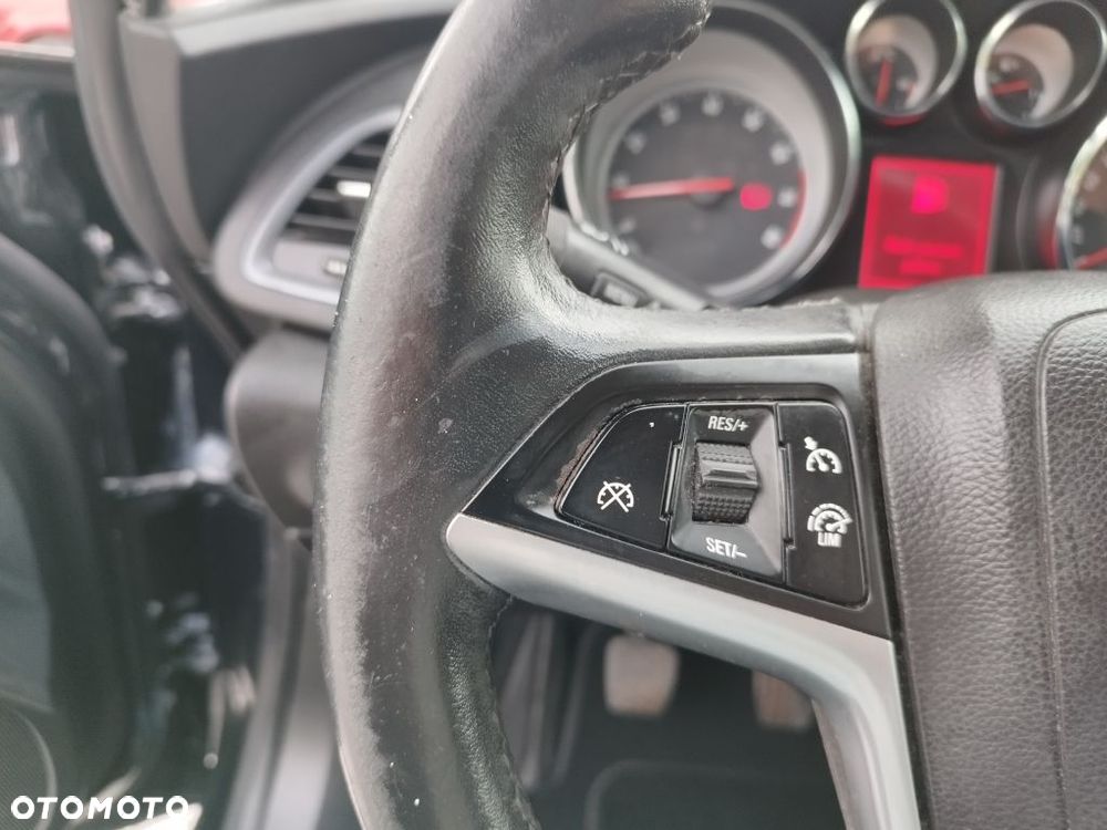 Opel Astra 1.4 Innovation - 25