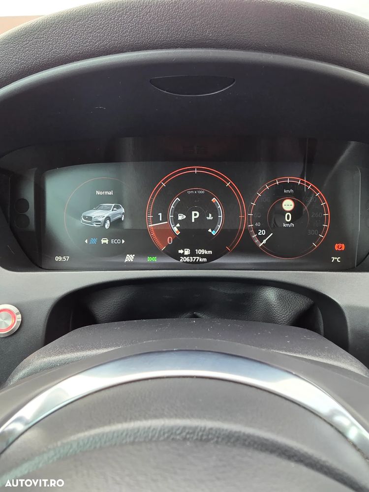 Jaguar F-Pace 20d AWD R-Sport - 14
