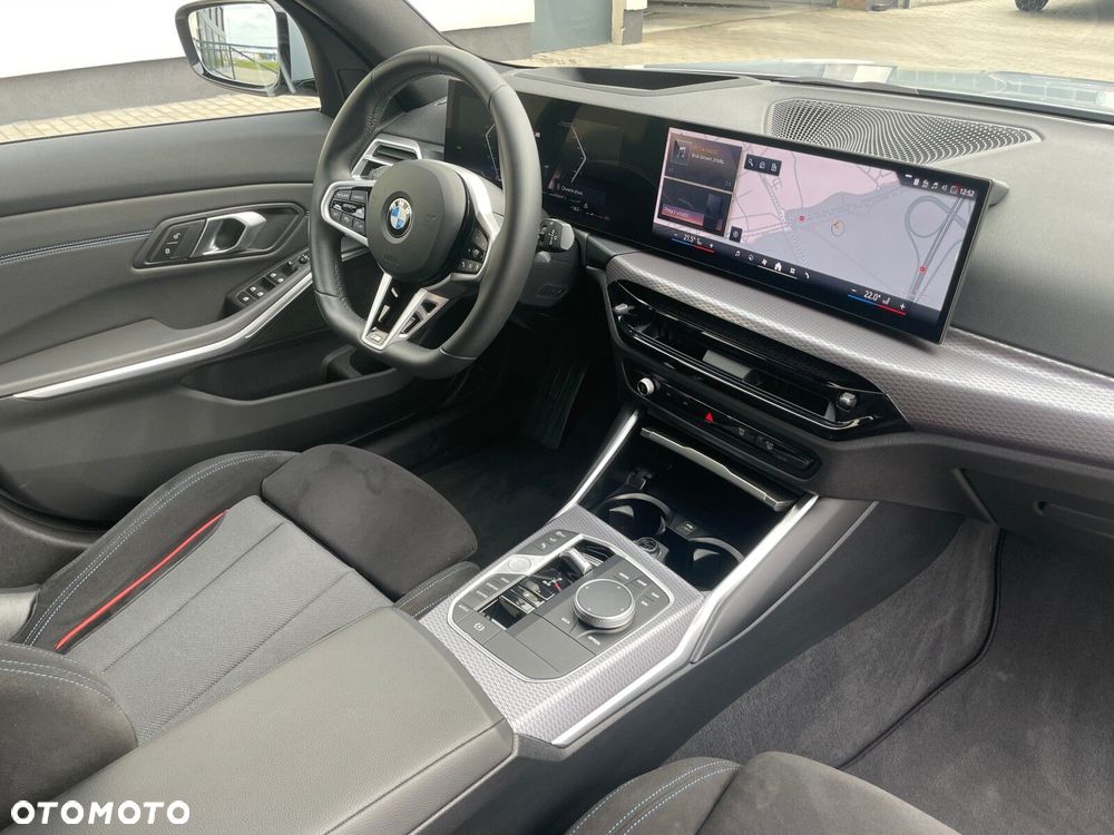 BMW Seria 3 330d xDrive mHEV M Sport - 17